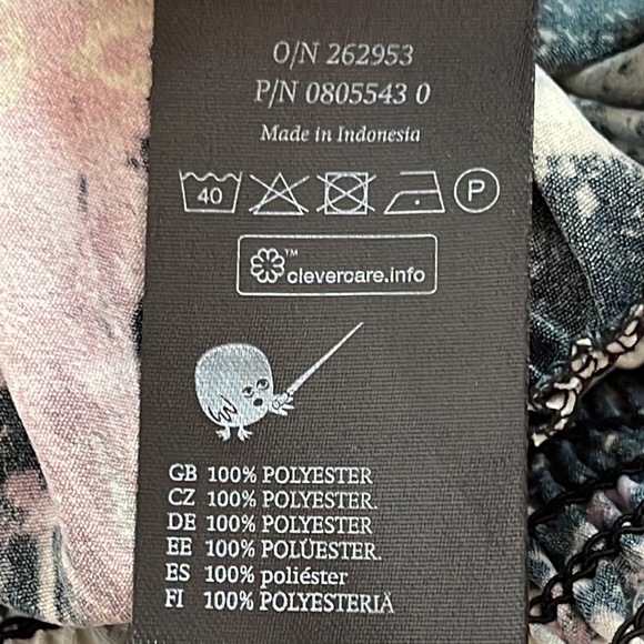 Monkl pull over floral abstract blouse - Picture 7 of 10